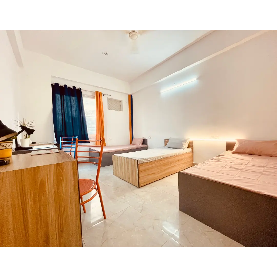 Girls Hostelnear mangalmay college greater noida